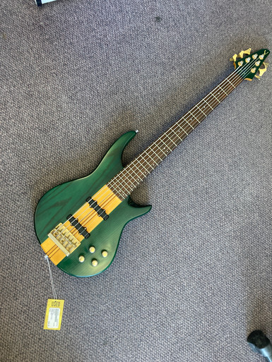 db966424-940d-4c4e-872c-