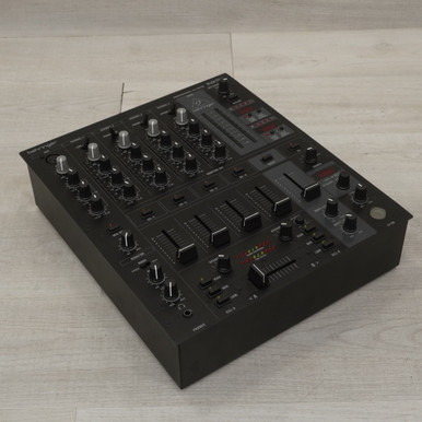 Used Behringer DJX750 DJ Mixer