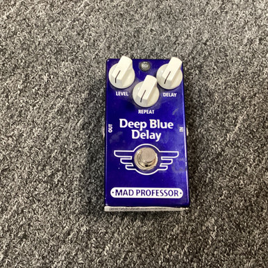 Deep Blue Delay Pedal | Mad Professor Amplification