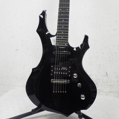 【中古】 Shazam！ SebstienLiboltEtLaTrabant Used LTD F 10 Pointy Electric Guitar Black 6-String