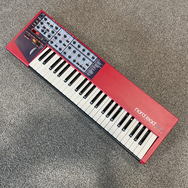 Nord Lead 2X シンセサイザー Used NORD LEAD 2X Synthesizer
