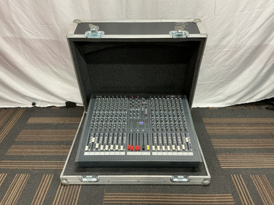 Used Soundcraft LX7 16-CHANNEL + CASE Mixing Console