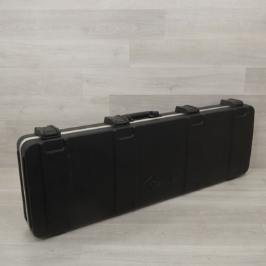 ベース FENDER DELUXE MOLDED CASE ELECTRIC BASS Fender Deluxe Molded Bass Case - Black | Sweetwater