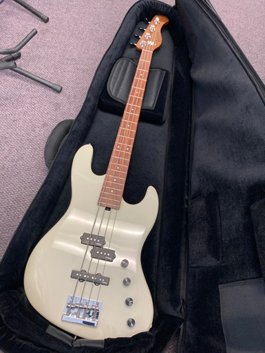 Used Sadowsky SMX B VERDINE WHITE Bass Guitar White 4-String