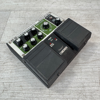 【極美品】BOSS SPACE ECHO RE-20 Boss RE-20 Space Echo Pedal at Gear4music