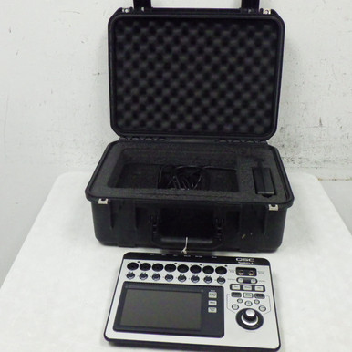 QSC touchmix-8 デジタルミキサー　中古　ケース付き 2ab3c5a5-ea3a-4c73-ae58-