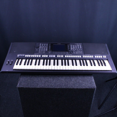 Used Yamaha PSR-S750 61-Key Keyboard 61-Key