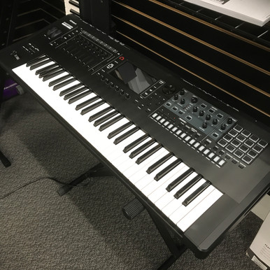 Used Roland FANTOM 6 EX 61-Key Synthesizer 61-Key
