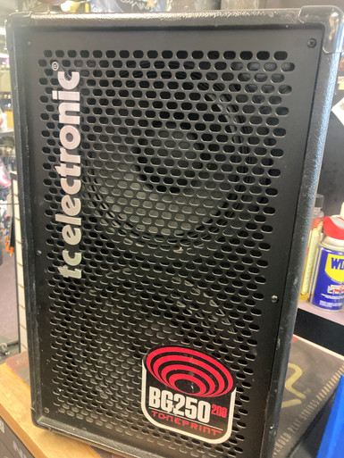 Used TC Electronic BG250 2 x 10 Bass Combo Amplifier 2 x 10