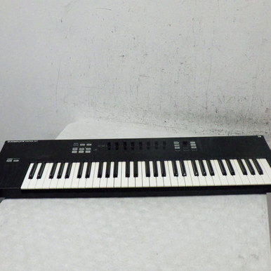 Used Native Instruments KOMPLETE KONTROL S61 61-Key Controller 61-Key