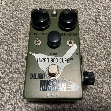 Used WREN AND CUFF TALL FONT RUSSIAN Guitar Fuzz Pedal