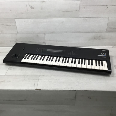 鍵盤楽器 KORG M1 PLUS1 MUSIC WORKSTATION Used KORG M1 Plus+ 1 Keyboard Workstation | Guitar Center