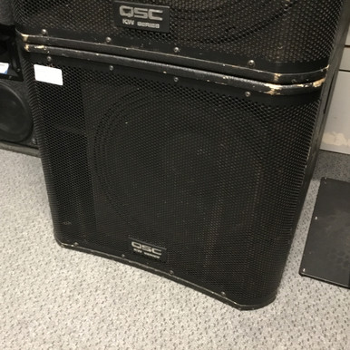 Used QSC KW-181 POWERED SUB-WOOFER Powered Sub