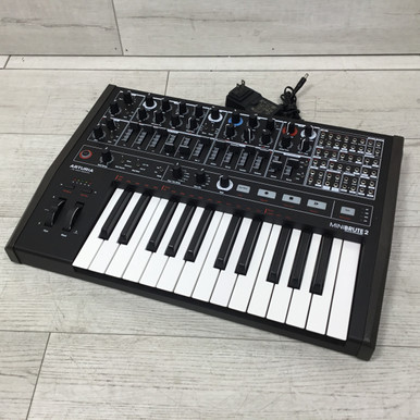 Used Arturia MINIBRUTE 2 W/ PSU 25-Key Synthesizer 25-Key