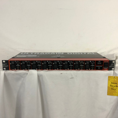 Used Behringer ULTRAGAIN DIGITAL ADA8200 Pro Sound Effects Unit