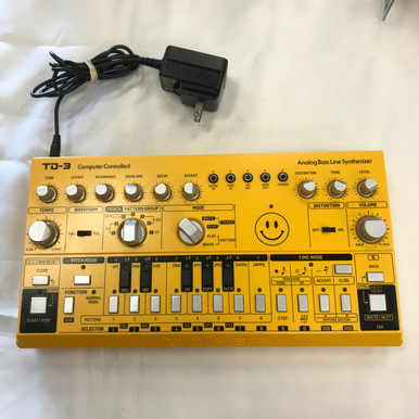 Used Behringer TD-3-MO MODDED OUT Compact Synthesizer Compact