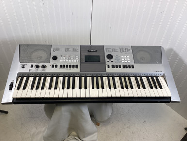 Used Yamaha PSR-E413 61-Key Keyboard 61-Key