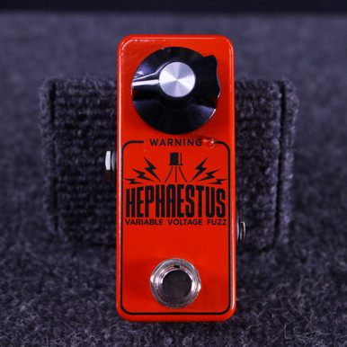 Used Mythos HEPHAESTUS OCTA FUZZ Fuzz Pedal