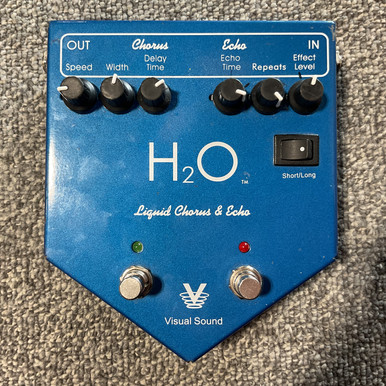 Used VISUAL SOUND H2O LIQUID CHORUS ECHO Guitar Pedal