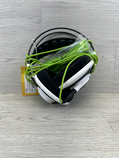 Used Akg Q701 QUINCY JONES SIGNATURE HEADPHONES Headphones
