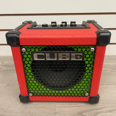 Used Roland MICRO CUBE GX 1 x 5 Solid State Amplifier 1 x 5