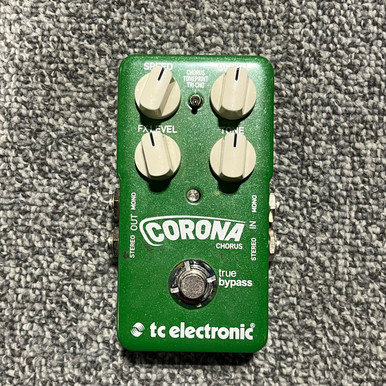 Used TC ELECTRONIC CORONA CHORUS Guitar Pedal