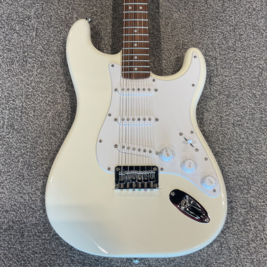 Squier Bullet Strat 改造品 説明欄を見てください。 Used SQUIER BULLET STRAT Electric Guitar