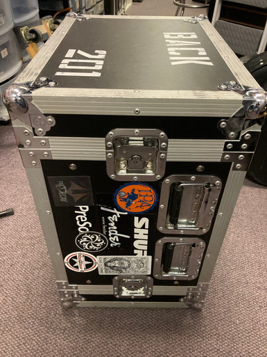 Used Road Runner 8 SPACE RACK Large Road Case