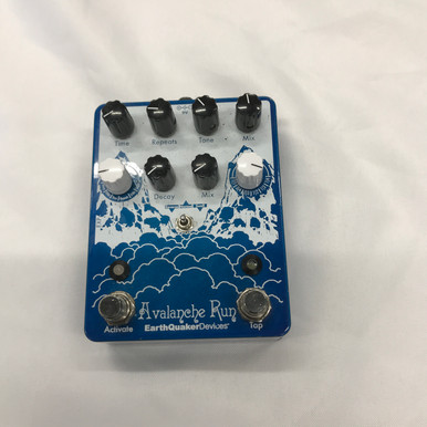 Used Earthquaker Devices AVALANCHE RUN V1 Delay Pedal