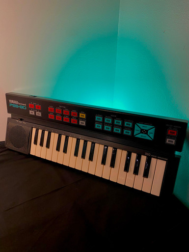 Used Yamaha PORTASOUND PSS-80 SYNTH Compact Synthesizer Compact