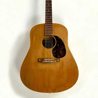 Used Art & Lutherie Cedar Acoustic Guitar Natural