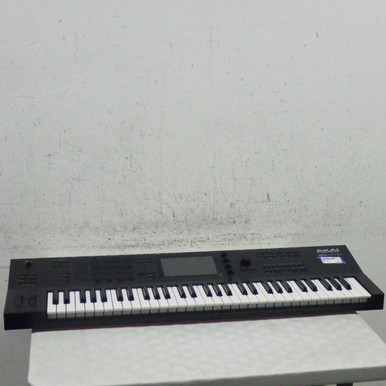 Used Akai MPC KEY 61 61-Key Synthesizer 61-Key