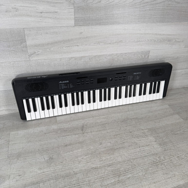 Used Alesis Melody 61 MK4 Keyboard - 61-key