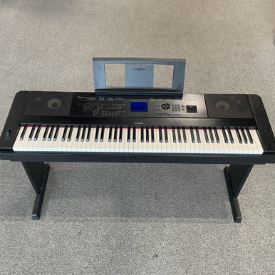 Used YAMAHA DGX-660 Keyboard 88-key