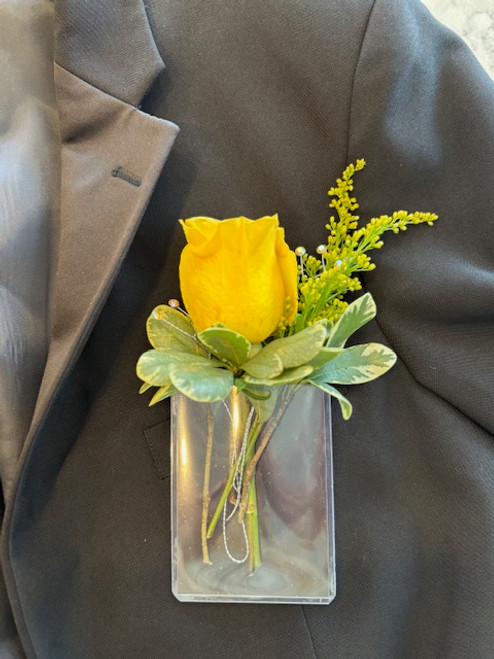 Pockette Square Boutonniere 