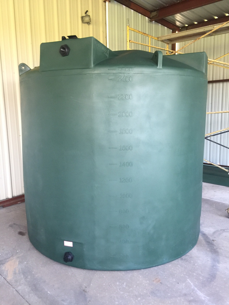 2500L Water Tank  Plastic Water Tanks — Pioneer Plastics