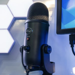 Blue Yeti Wired 988-000100 Condenser Microphone