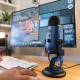 Blue Yeti Wired 988-000101 Condenser Microphone