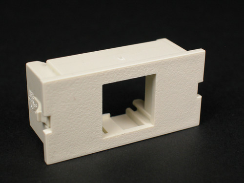 Wiremold CM2-U1NOR CM 2A Single Systimax Avaya Unloaded Module in Ivory