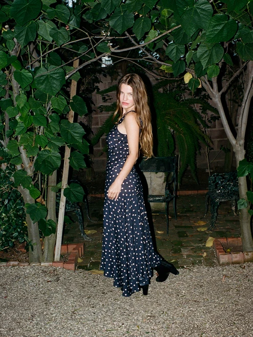 The Ellery - Diana, model shot