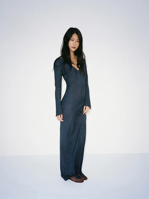 The Odilia - Dark Denim, model shot