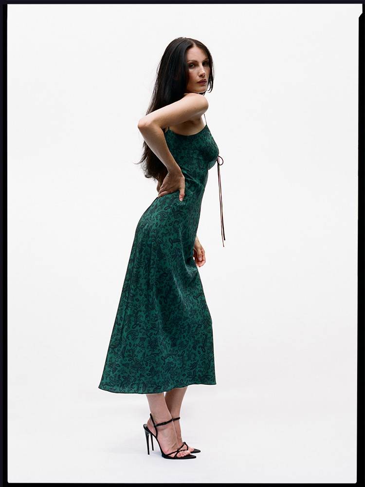 The Alba Dazed Noir | Dark Paisley Print Midi Dress