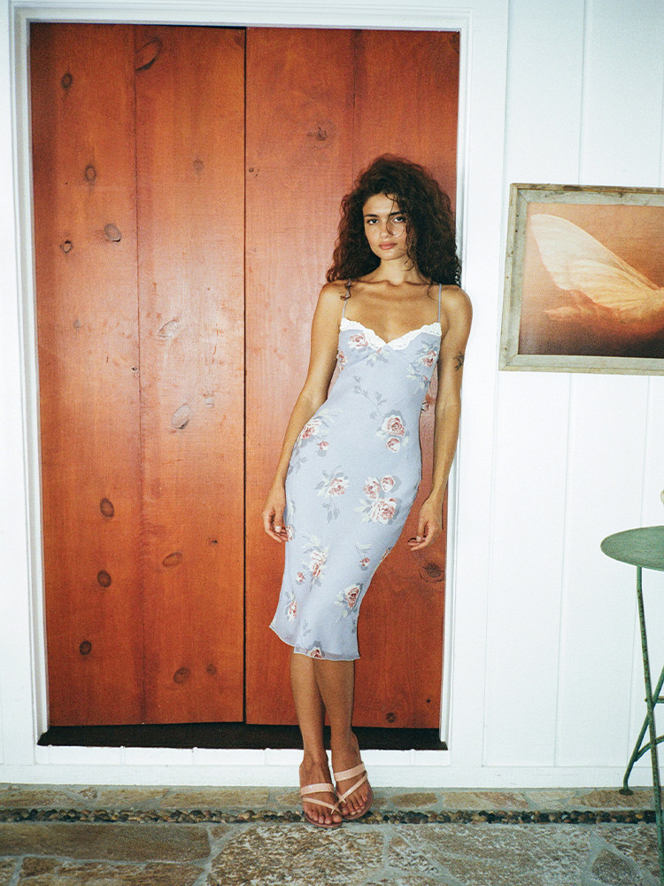 Jaime Peony | Mauve Floral Silk Midi Dress | Réalisation