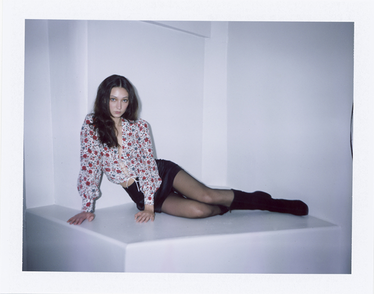 The Bennie - White Batik Floral The Bennie - White Batik Floral