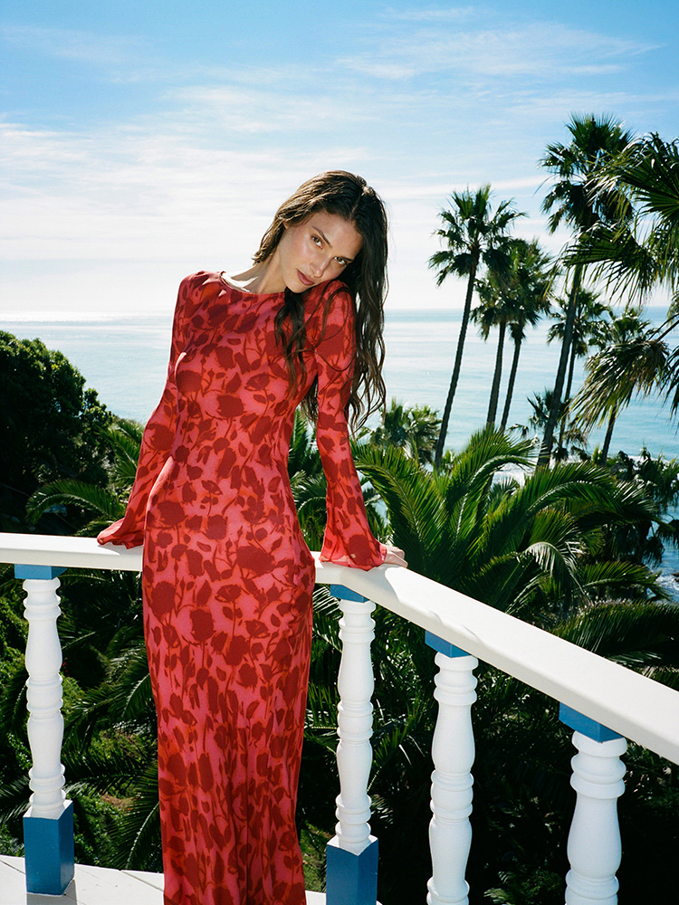 Realisation par ワンピース The Gia Havana | Long Sleeve Red Floral Silk Maxi Dress