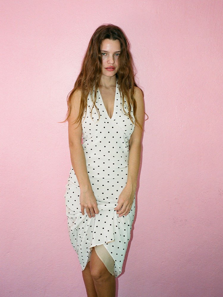 Sadie Petite Spot | Polka Dot Halter Midi Dress | Réalisation Par
