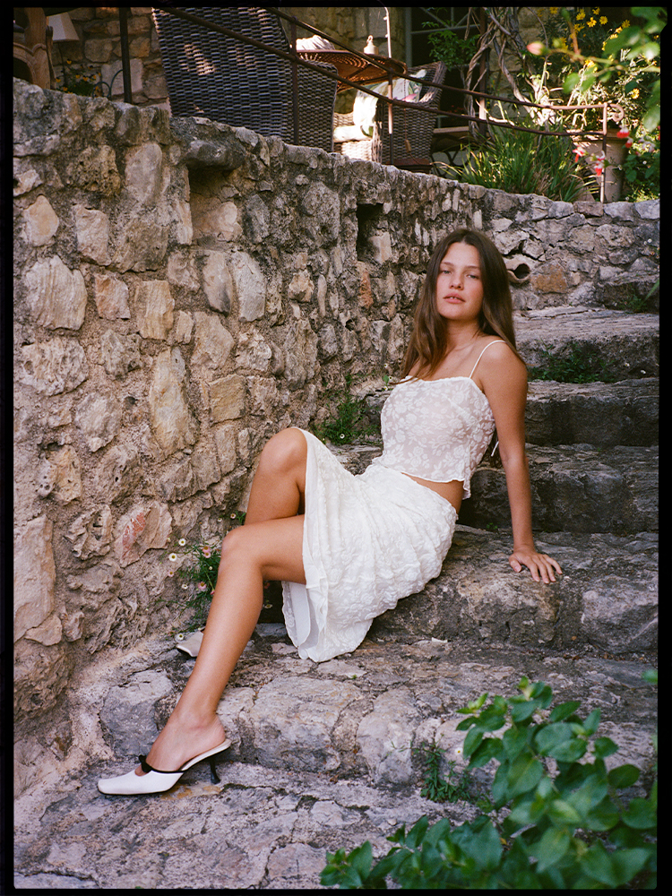 The Odette - Camellia Devoré