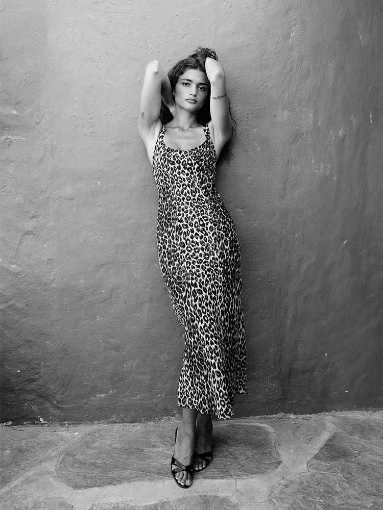 ドレスプロダクション　ラメパール　W293BR Gabriella Leo | Leopard Midi Dress | Réalisation Par