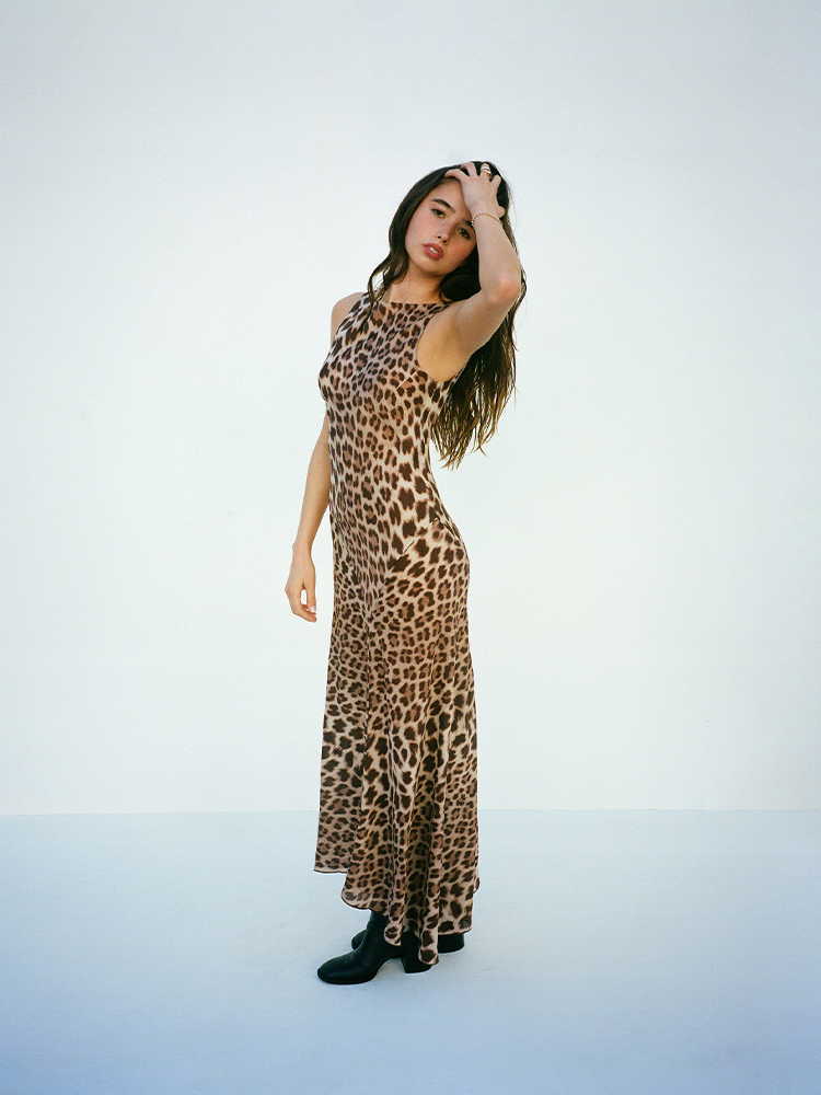 Romy Wild | Animal Print Silk Dress | Réalisation Par