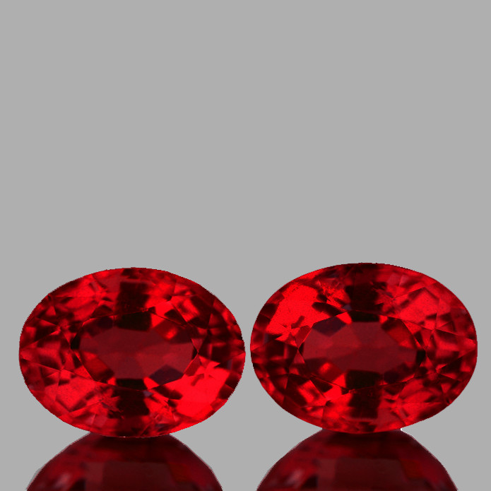 8x6 mm 2 pcs Oval AAA Fire Intense AAA Red Mozambique Ruby Natural